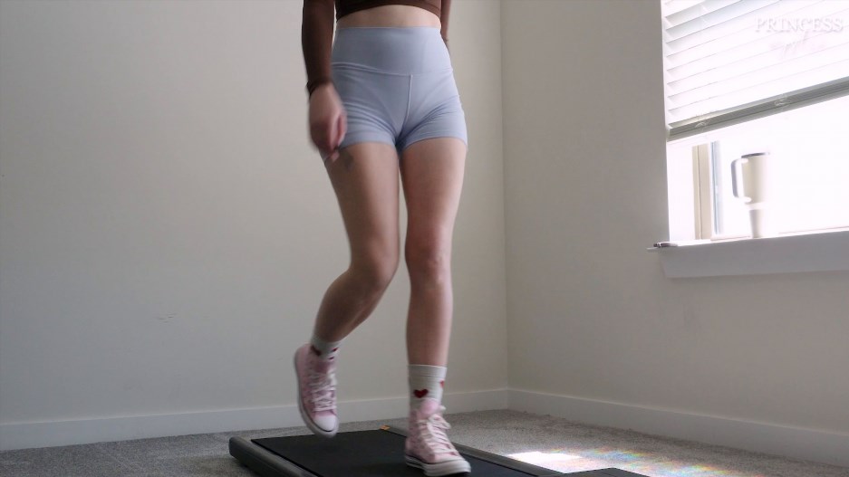 Princess Wystri - Walking On My Walking Pad -Handpicked Jerk-Off Instruction